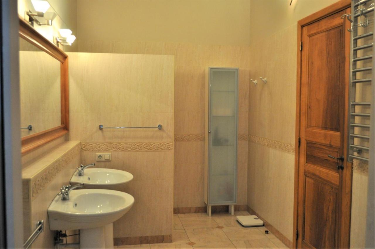 Great 144 Sq.M. Apartment In The Center Of 基輔 外观 照片